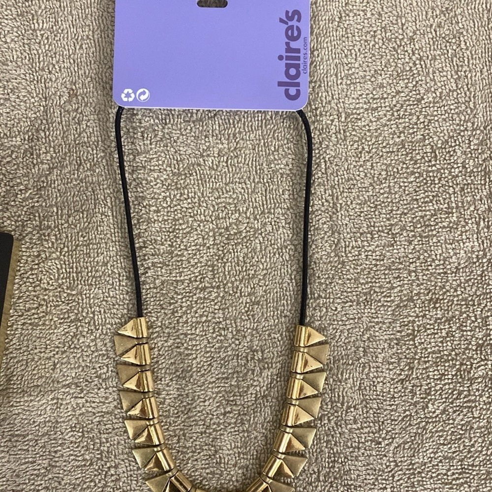 Claire’s Gold Triangle Necklace